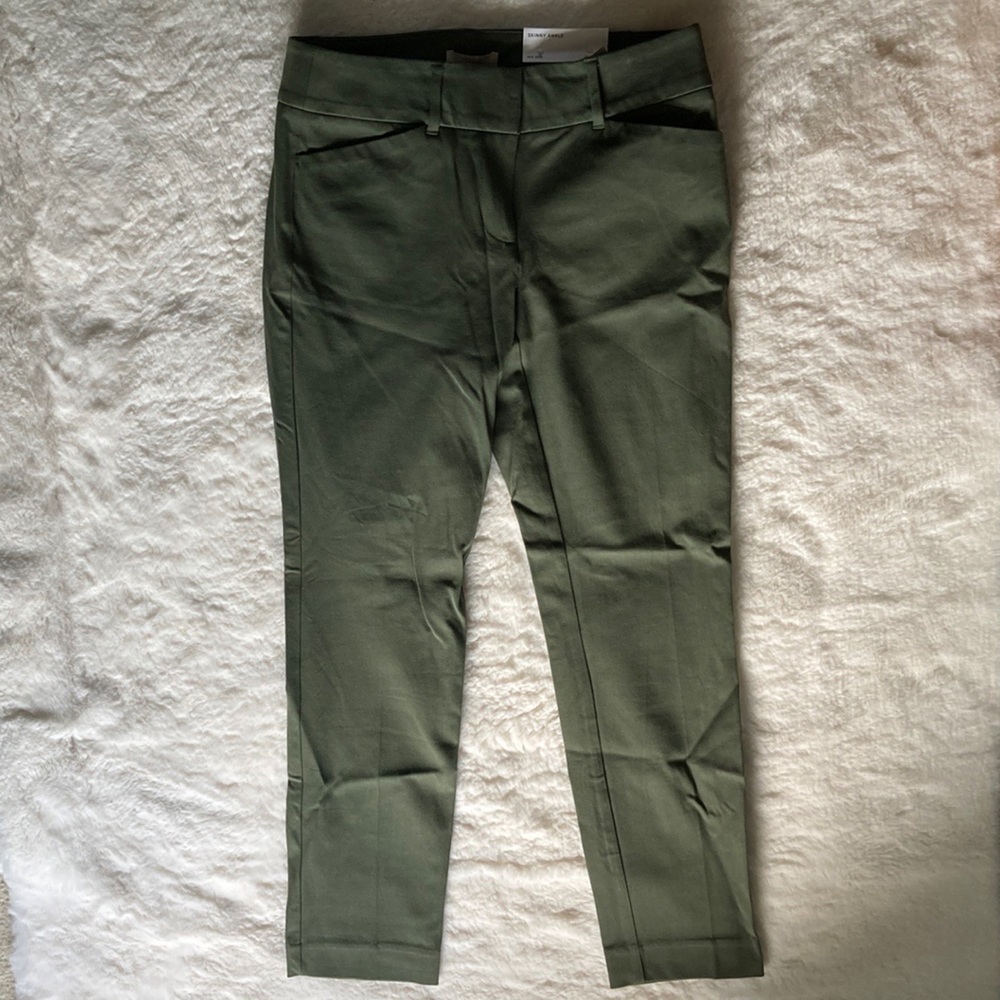 Loft Outlet Mid Rise Skinny Ankle pant, size 4